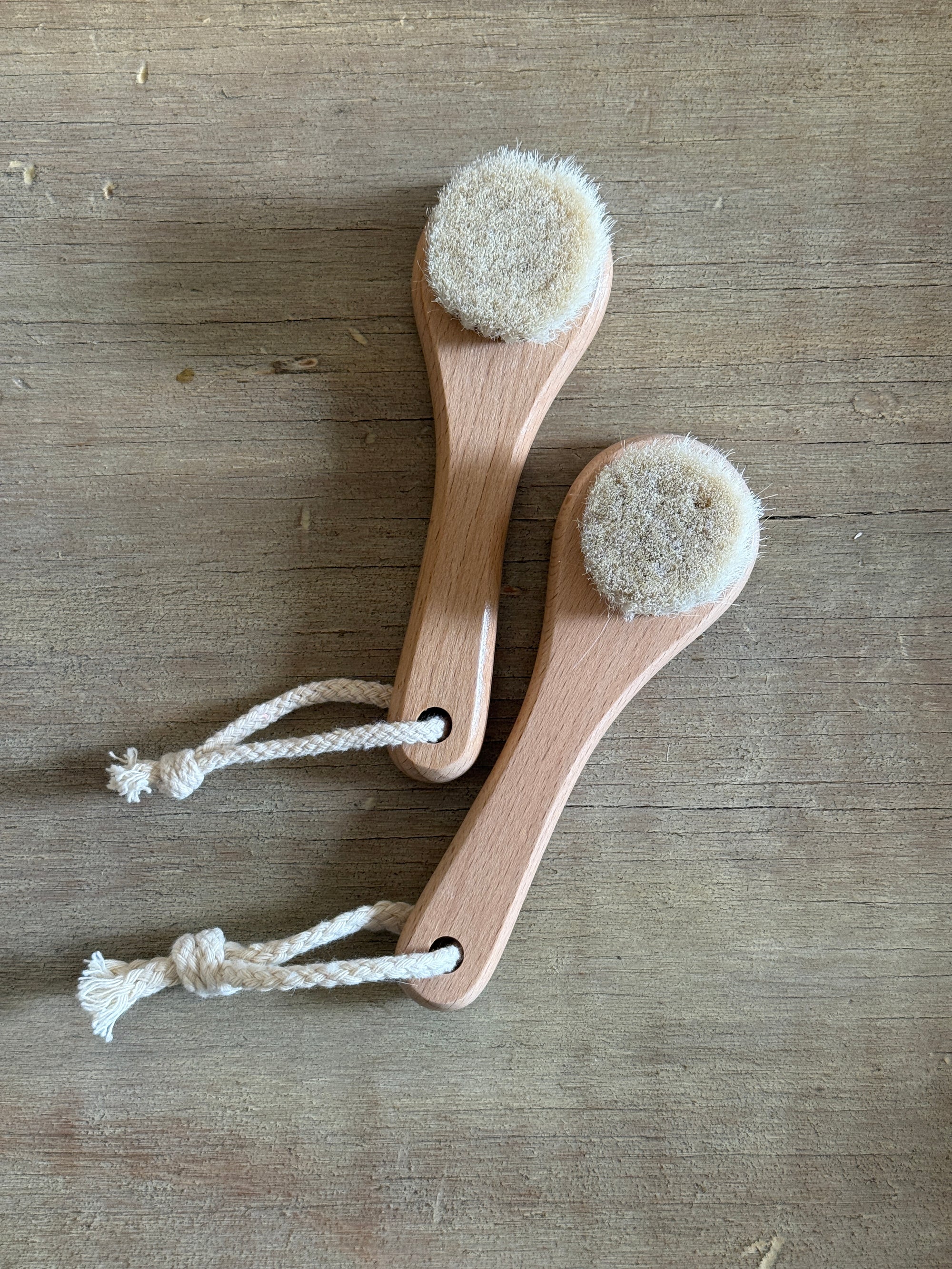 Face Brush with Natural Bristles